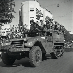 מצעד צה"ל ביום העצמאות הראשון, 1949