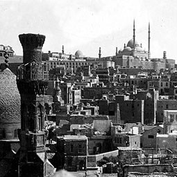 مشهد على القاهرة القديمة