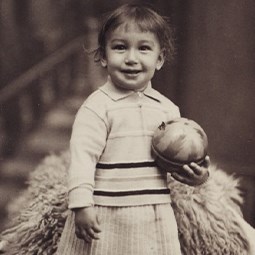 Naomi Shemer at Age Two