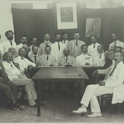 Weizmann with Zionist Activists