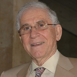 צבי מיתר (2015-1933)
