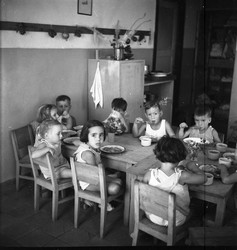 Children in Kfar Szold