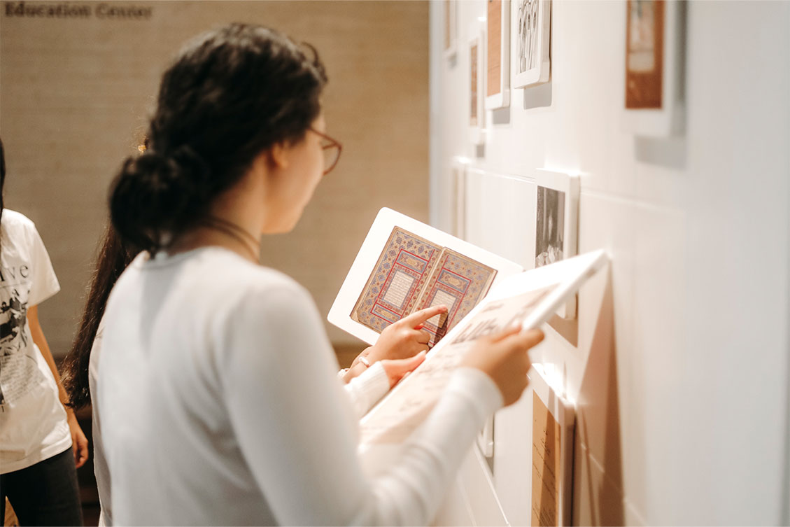 جولات إرشادية  للمؤسّسات التعليميّة